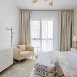 Nasma Luxury Stays - Fabulous Apartment With Balcony Near Mjl\'S Souk