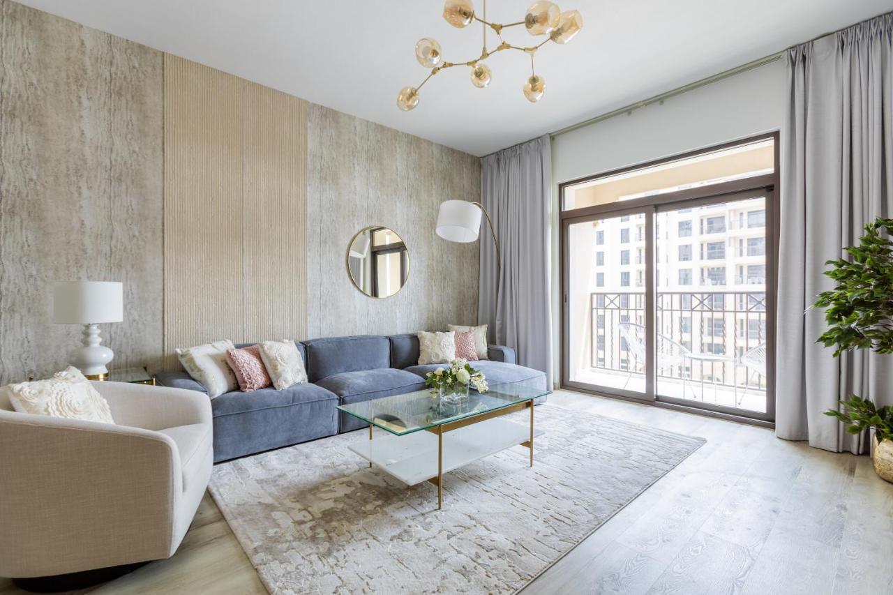 Nasma Luxury - Fabulous With Balcony Near Mjl's Souk Dubai